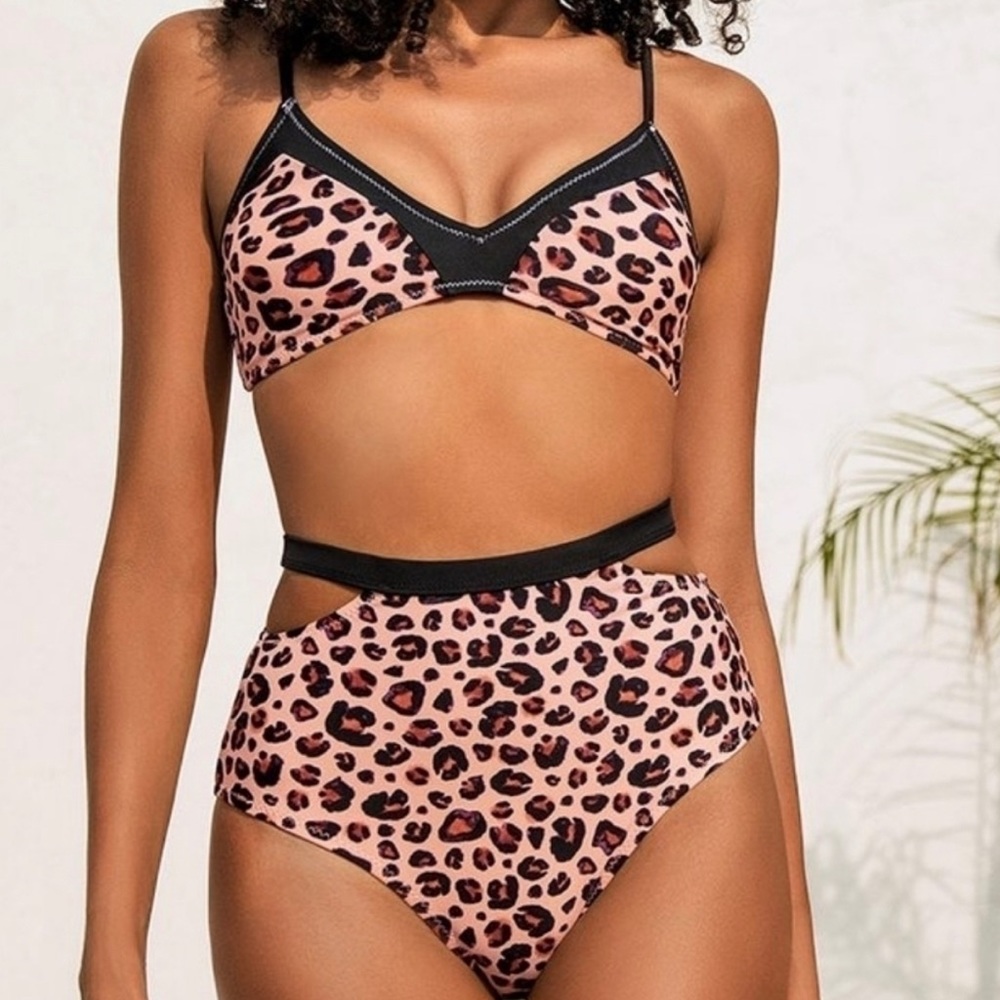 Cupshe leopard bikini